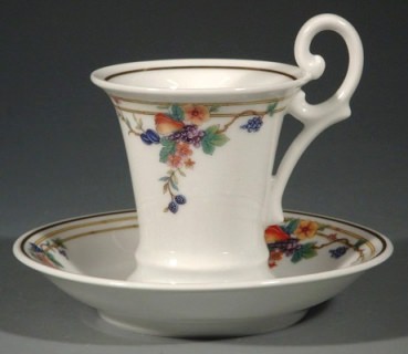 WEIMAR Hochhenkeltasse, Fruchtdekor