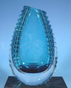 Vase, blauer Innen�berfang