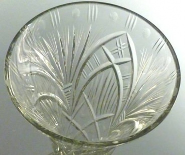Kristall Blumenvase in Trompetenform, geschliffenes Dekor