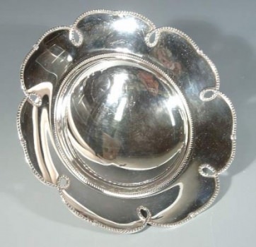 Anbietschale auf 3 F�sschen, 800er Silber