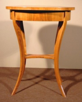 Beistelltisch, Kirschbaum massiv und furniert