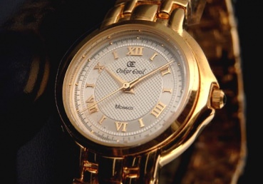 Oskar Emil Damenarmbanduhr, Modell Monaco