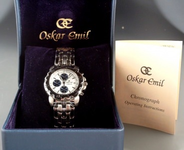 Oskar Emil Herrenarmbanduhr, Modell Midi Caesium