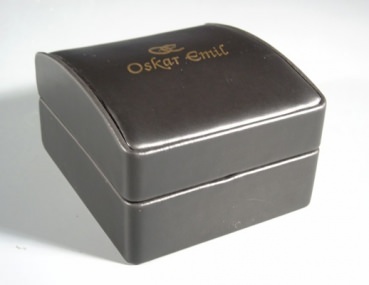 Oskar Emil Damenarmbanduhr, Modell Monaco