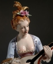 Gro�e Porzellanfigur musizierende Dame