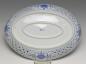Preview: ovale Durchbruchschale, Meissen, 20. Jh., Zwiebelmuster, 28 x 20,5 cm