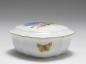Preview: Dose, Meissen, Blume mit Schmetterling, L: 9,5 cm