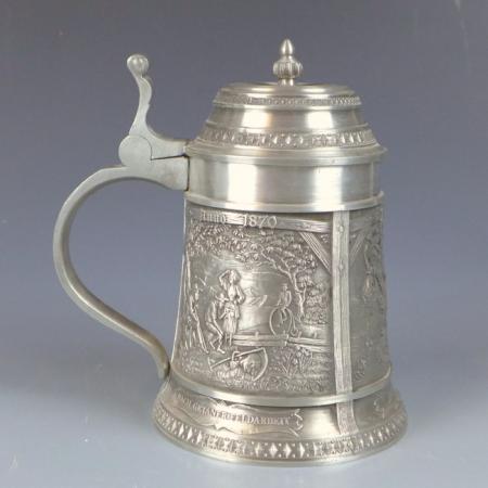 Bierkrug, Humpen, Krug, SKS Zinn, ländliche Szenen, H: 16 cm, 646 g