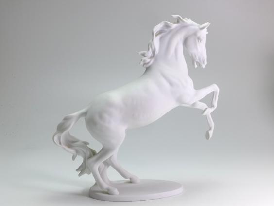 Figur aufsteigendes Pferd, Kaiser, Biskuitporzellan, Modell 380, Bochmann, H: 28 cm