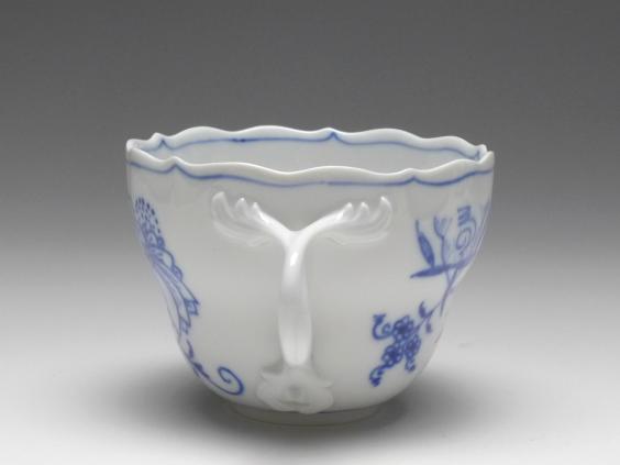 Kaffeeobertasse, Tasse kpl., Meissen, 20. Jh., Zwiebelmuster, V: 0,2 l.