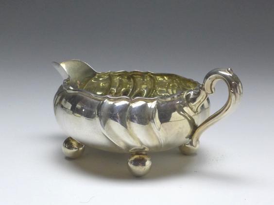 Sahnegießer Barockform, Gebr. Deyhl, Schwäbisch Gmünd, 830er Silber, 93 g