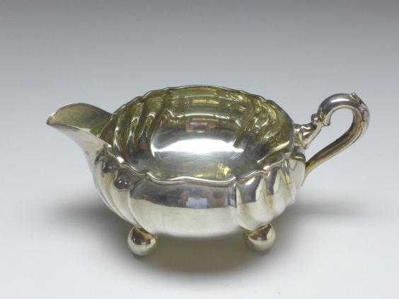 Sahnegießer Barockform, Gebr. Deyhl, Schwäbisch Gmünd, 830er Silber, 93 g