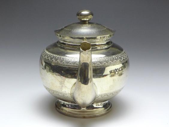 Teekern, Tee-Set 3-teilig, Teekanne, Zuckerschale, Gießer, 835 Silber, zus. 981 g