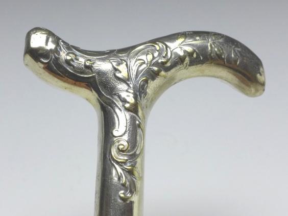 zierlicher Griff für Gehstock, Flanierstock, Spazierstock, mit Blütendekor, 800er Silber, H: 15 cm, 52 g