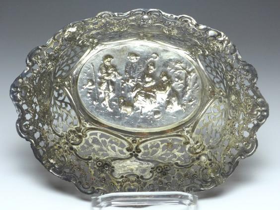 ovale Schale, Korb, Blumendekor und Durchbruchrand, 800er Silber, 5 x 26 x 20 cm, 223 g