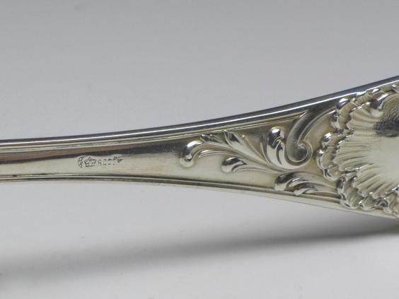 große Kelle, Suppenkelle, H. Meyen, Berlin, 800er Silber, L: 36 cm, 274 g