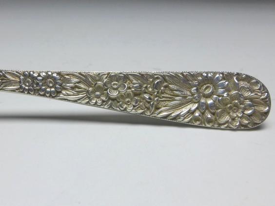 Löffel, Teelöffel, Kaffeelöffel, Dekor Repoussé, Griff 925er Sterling Silber, S. Kirk & Son, USA, L: 13,6 cm