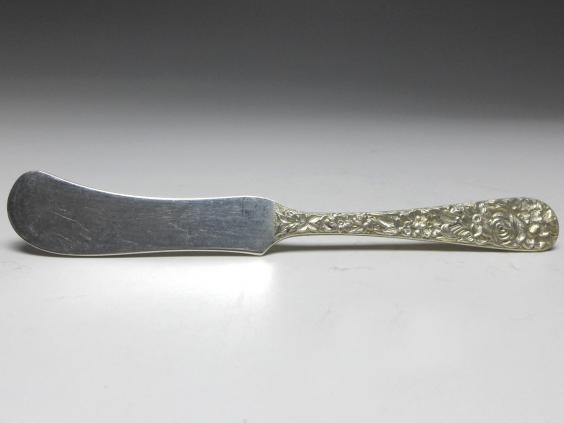 Buttermesser, Dekor Repoussé, Griff 925er Sterling Silber, S. Kirk & Son, USA, L: 13,3 cm