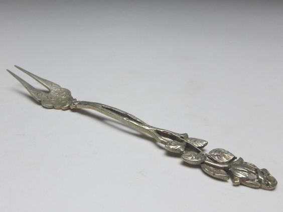 Aufschnittgabel, Gabel, 800er Silber, Rosendekor, L: 12,5 cm
