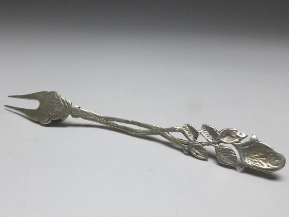 Aufschnittgabel, Gabel, 800er Silber, Rosendekor, L: 12,5 cm