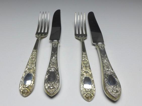 Besteck 4-teilig, für 2 Personen, 2x Messer und 2x Gabel, Dekor Rosen, 925er Sterling Silber, S. Kirk & Son, USA
