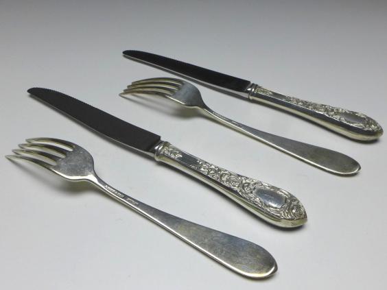 Besteck 4-teilig, für 2 Personen, 2x Messer und 2x Gabel, Dekor Rosen, 925er Sterling Silber, S. Kirk & Son, USA