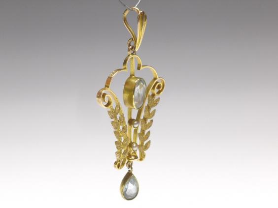 antiker Anhänger mit Steinen und Perlchen, 625er Gold, ~1900
