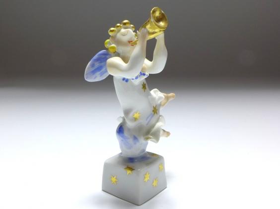 Figur Engel mit Trompete, Meissen, Entwurf Peter Strang, H: 8 cm