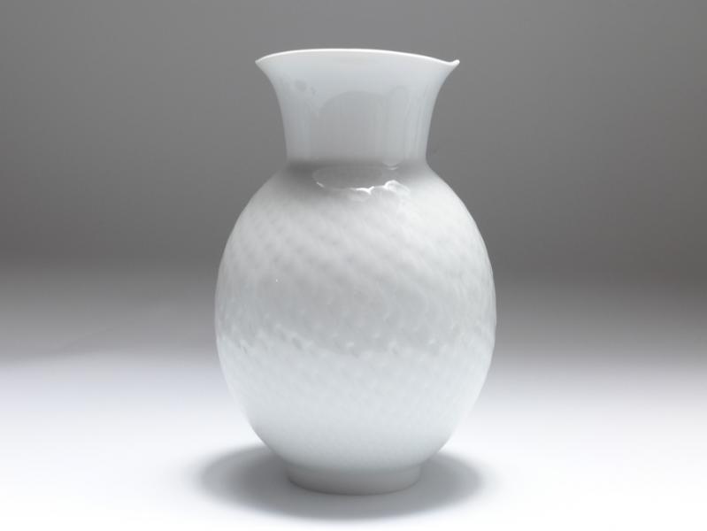 Vase, Meissen, Wellenspiel Relief weiß, H: 20,5 cm
