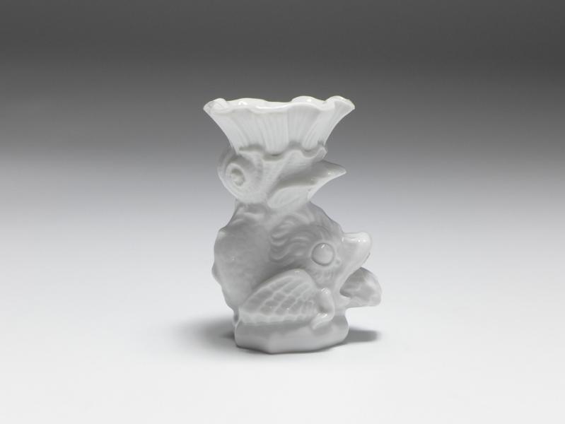 Kerzenhalter, Delphin-Leuchter, Meissen, Schwanendessin, weiß, H: 6,5 cm