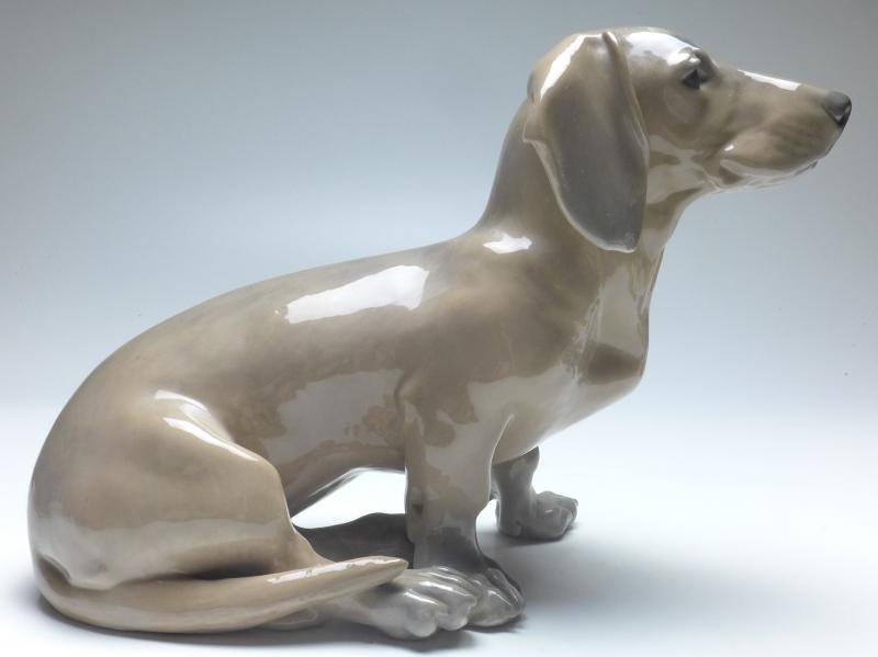 große Figur Hund Dachshund, Royal Copenhagen, um 1900, Modell 850, B: 30 cm