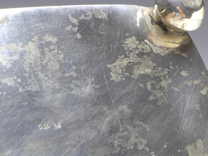 Zuckerdose, Deckeldose auf 4 Kugelfüßen, vor 1888, 12 Lot (750er) Silber, florales Dekor, 15,5x11,5x9 cm, 320 g