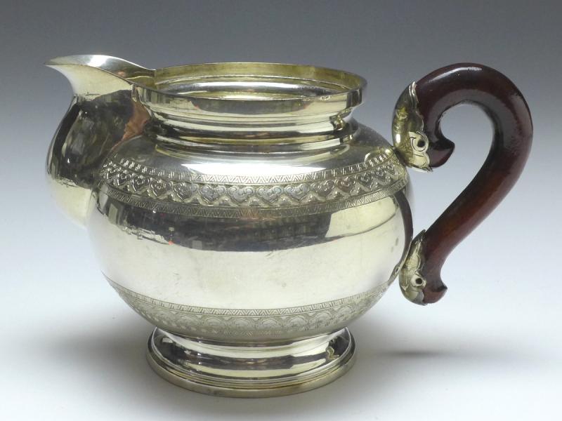 Teekern, Tee-Set 3-teilig, Teekanne, Zuckerschale, Gießer, 835 Silber, zus. 981 g