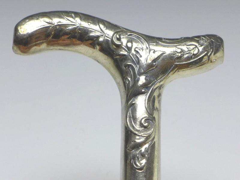 zierlicher Griff für Gehstock, Flanierstock, Spazierstock, mit Blütendekor, 800er Silber, H: 15 cm, 52 g