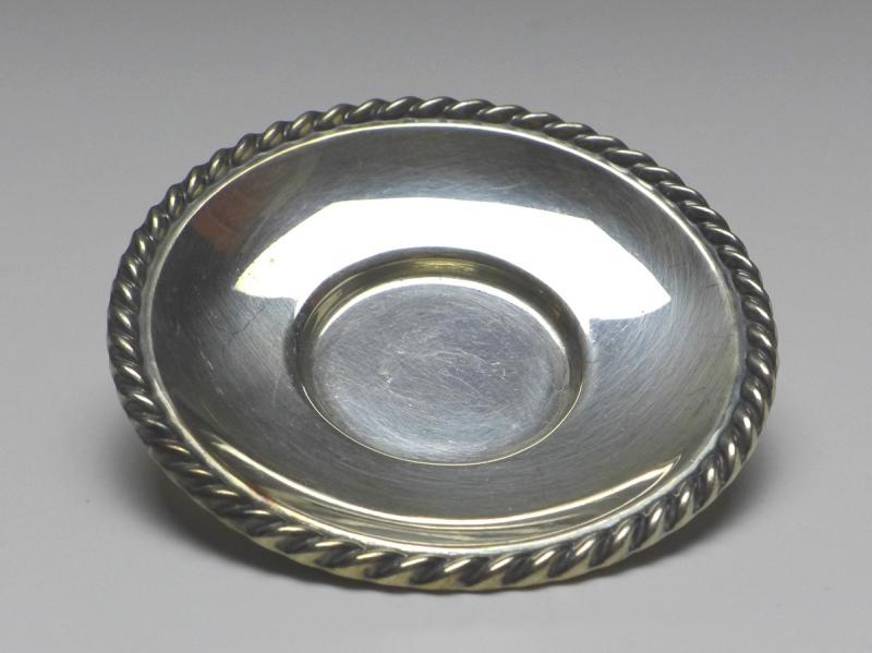 kleiner Teller, Gebr. Deyhl, Schwäbisch Gmünd, 925er Sterling Silber, D: 6,7 cm, 20 g