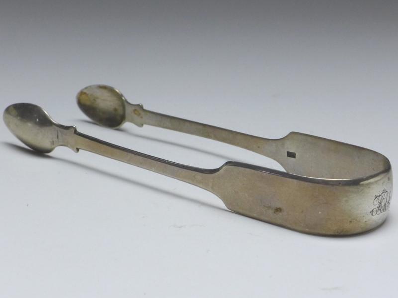 große Zuckerzange, London, 19. Jh., 925er Sterling Silber, L: 14,2 cm, 39 g