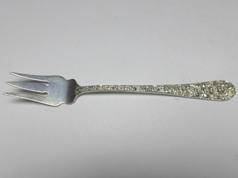 Gabel, Dekor Repoussé, Griff 925er Sterling Silber, Stieff, USA, L: 15,5 cm