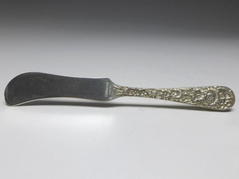 Buttermesser, Dekor Repoussé, Griff 925er Sterling Silber, S. Kirk & Son, USA, L: 13,3 cm