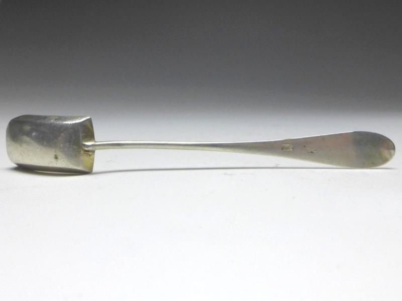 Löffel eckig, Gewürzlöffel, 12 Lot | 750er Silber, L: 11,8 cm