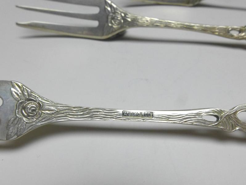 3x Aufschnittgabel, Antiko 800er Silber, Hildesheimer Rose, L: 12,5 cm