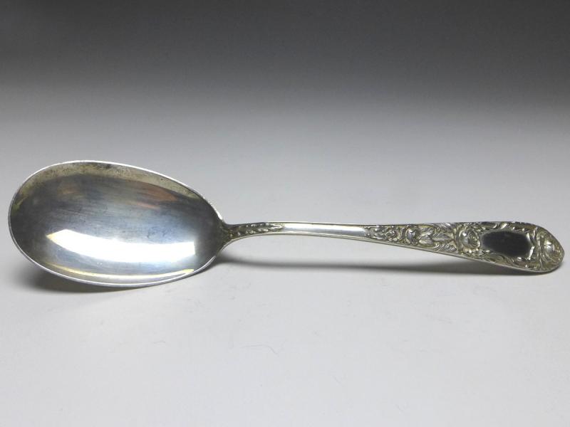 Vorlegelöffel, Beilagelöffel, Löffel, Dekor Rosen, 925er Sterling Silber, S. Kirk & Son, USA, L: 21,5 cm