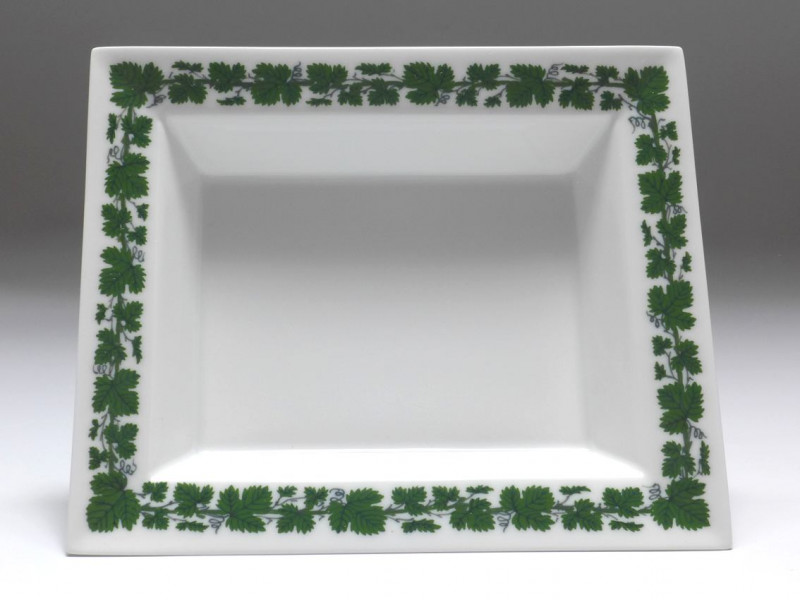 Vide-poche, Meissen, Voller grüner Weinkranz, 16 x 13,5 cm