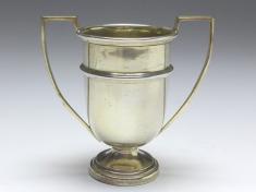kleine Pokalvase, Dudley & Cox Ltd., Southsea, Chester, 1927, 925er Sterling Silber, H: 7,5 cm, 35 g