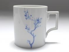 Kaffeebecher, Meissen, Blue Orchid, Form Berlin, H: 9 cm